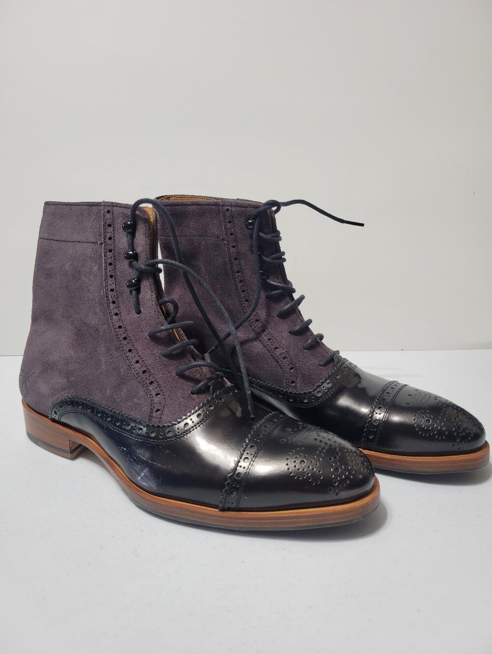 John Fluevog Hartford Boots – Black Leather & Purple Suede – Size 9.5